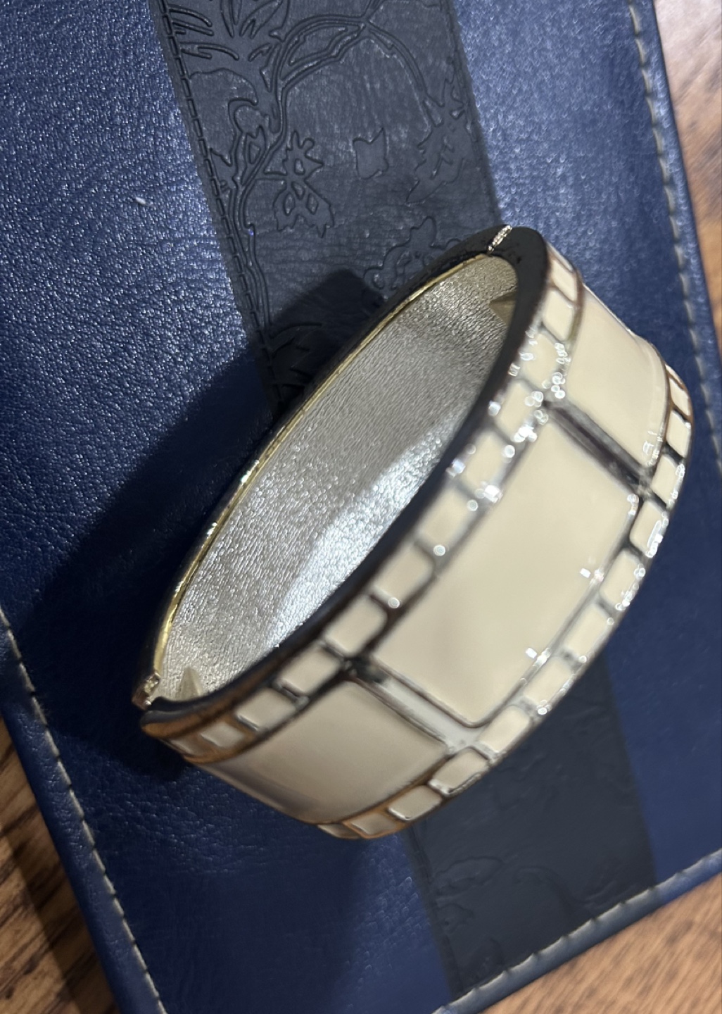 Cream and Gold Hinged Bracelet