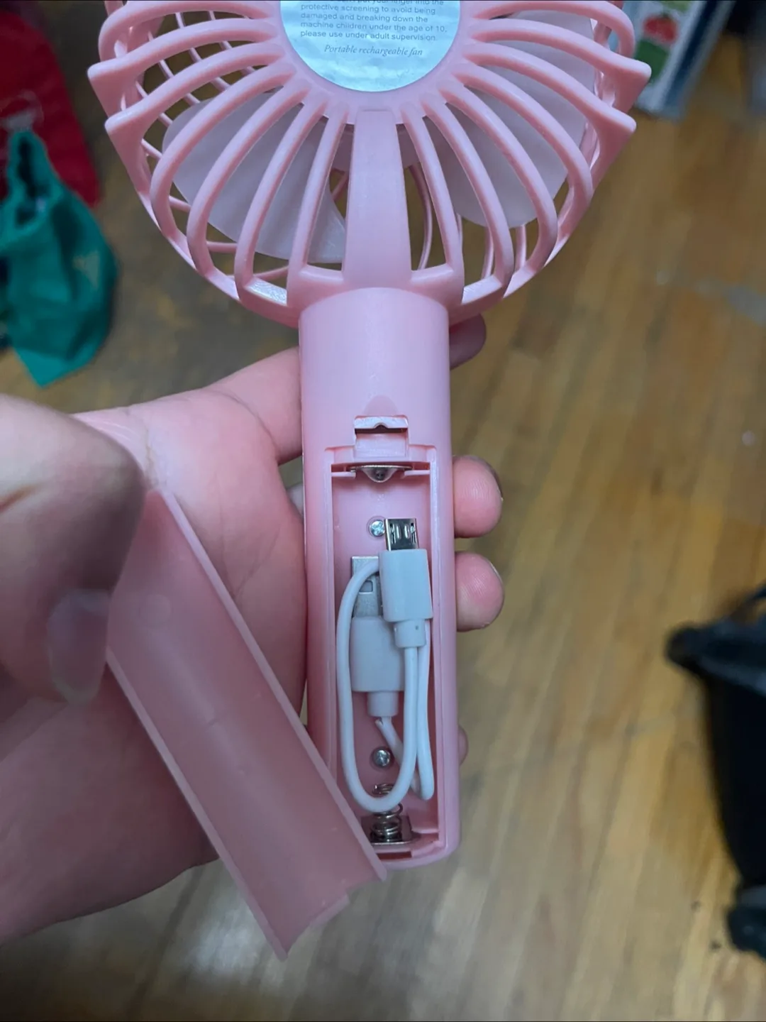 Pink Mini Fan 🏒 image indicator(3)