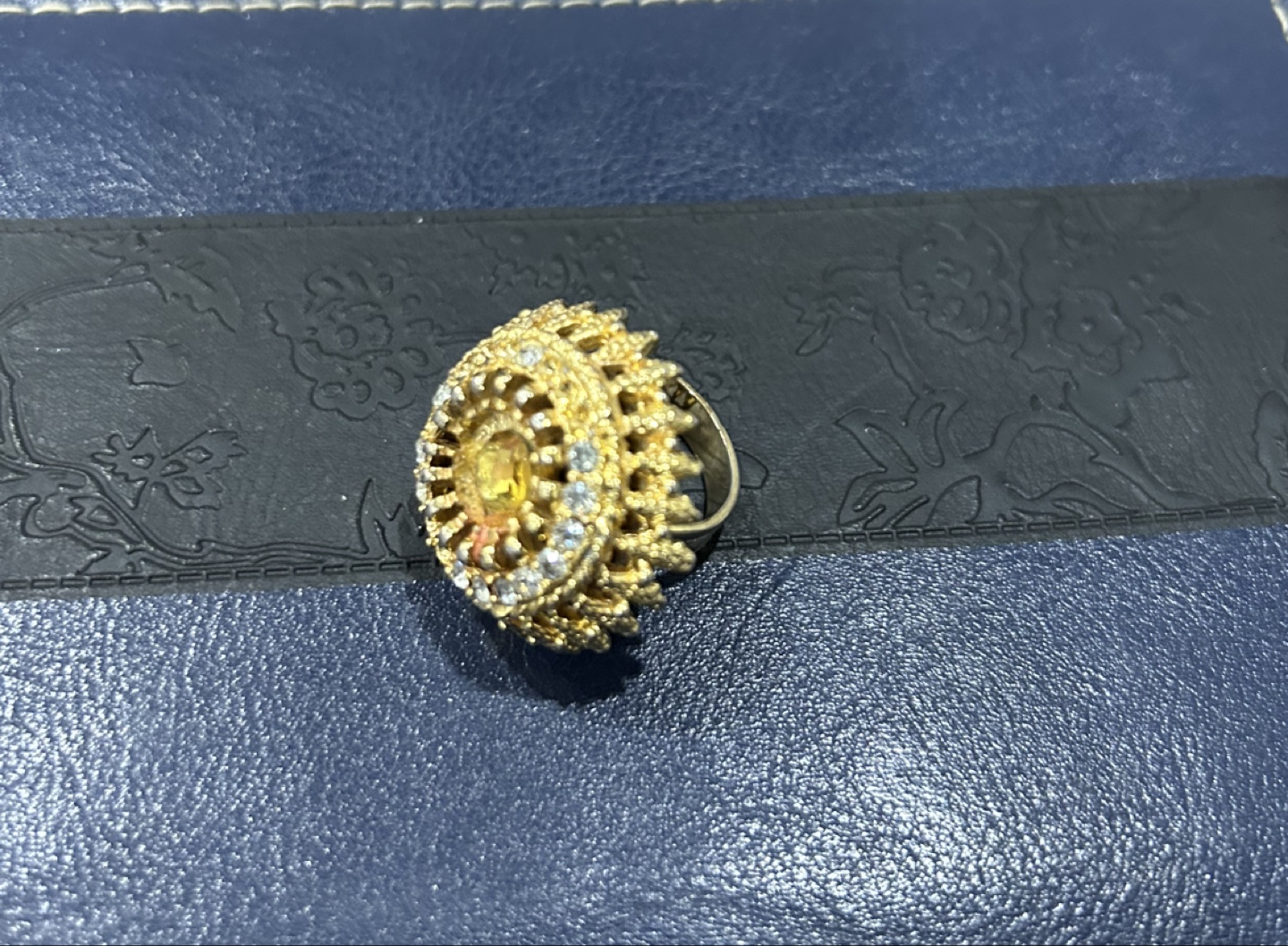 Gold Tone Ring with CZ Stones - photo 2