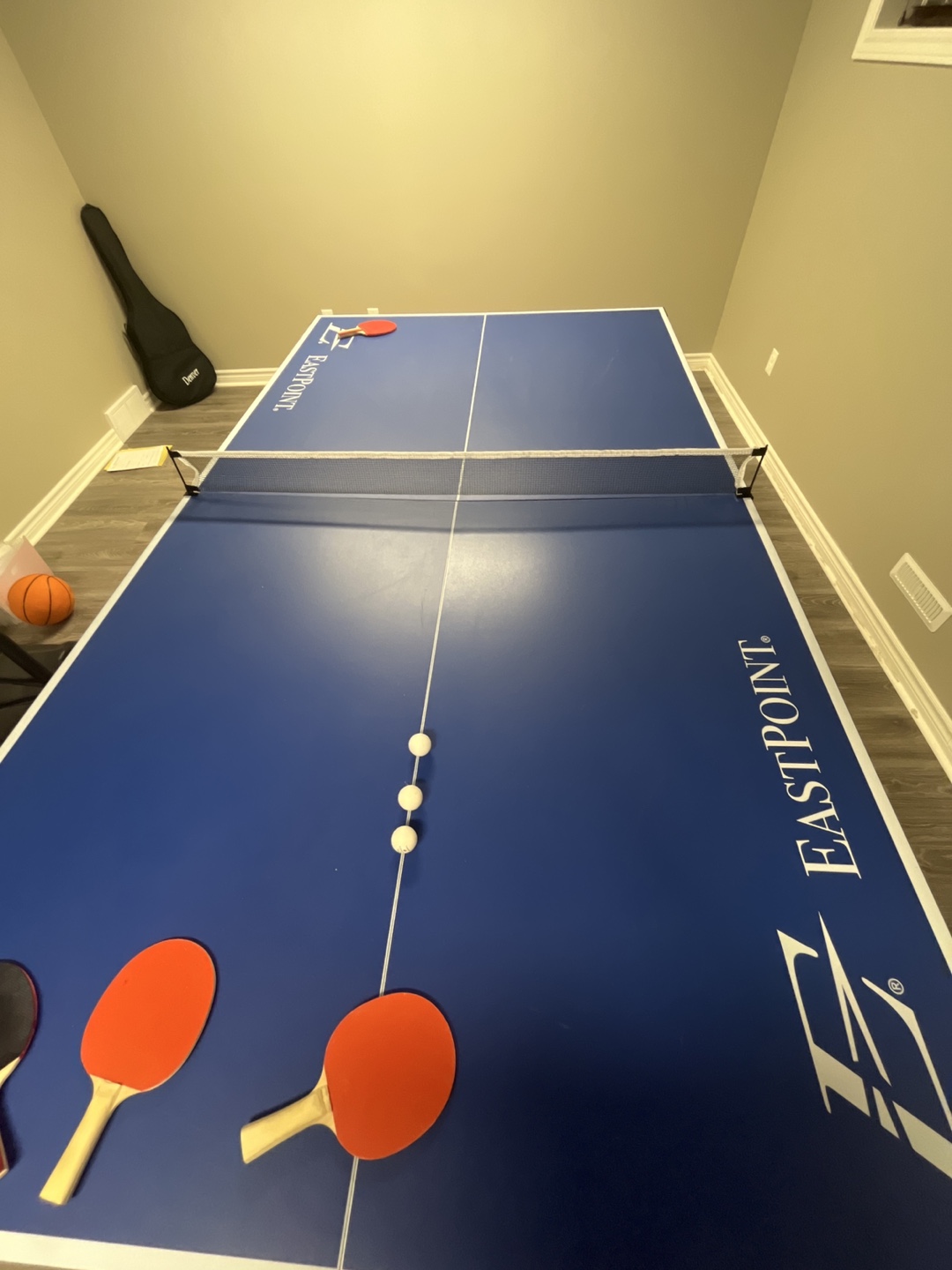 EastPoint Ping Pong Table with 4 paddles and balls - photo 3
