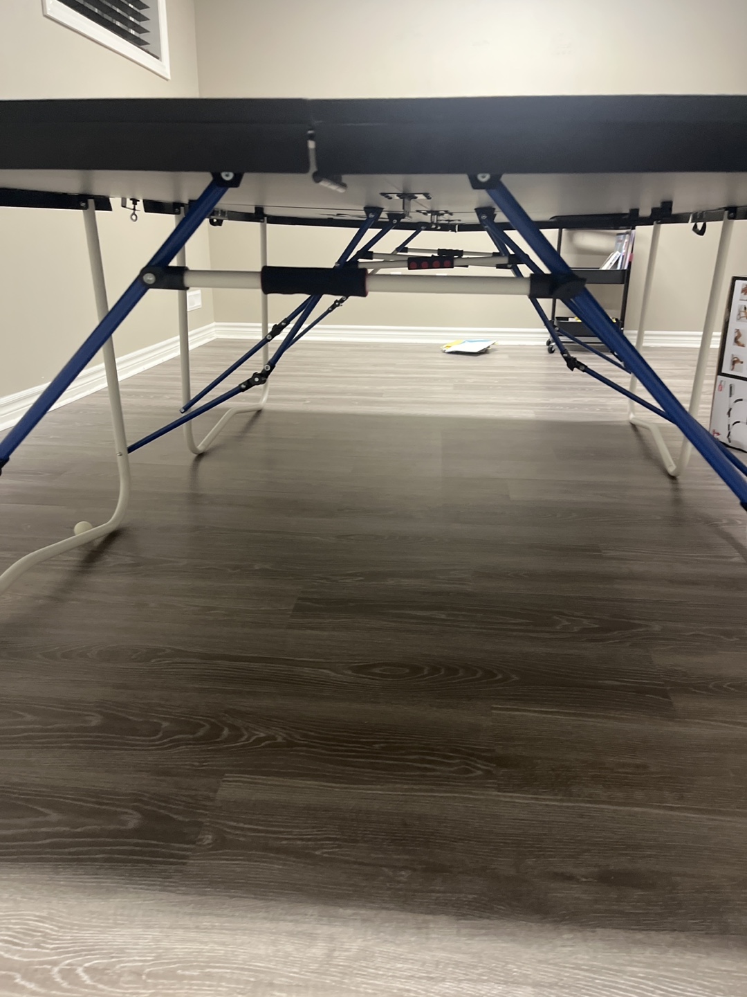 EastPoint Ping Pong Table with 4 paddles and balls - photo 4