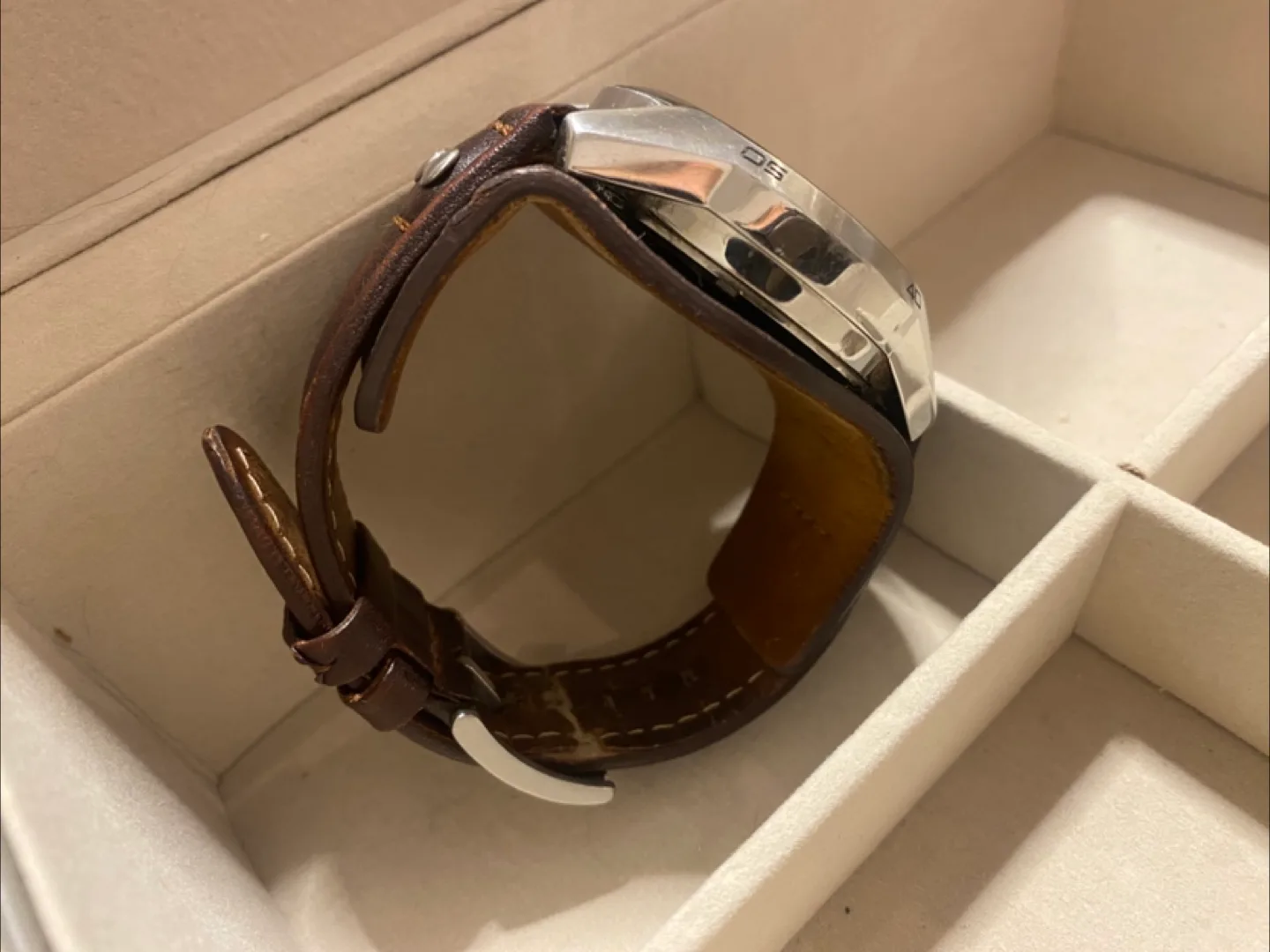 Fossil Men's Chronograph Watch Brown Leather Band image indicator(5)