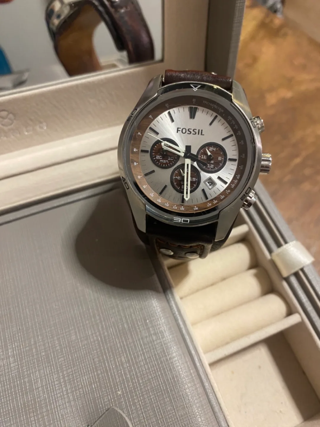 Fossil Men's Chronograph Watch Brown Leather Band image indicator(3)