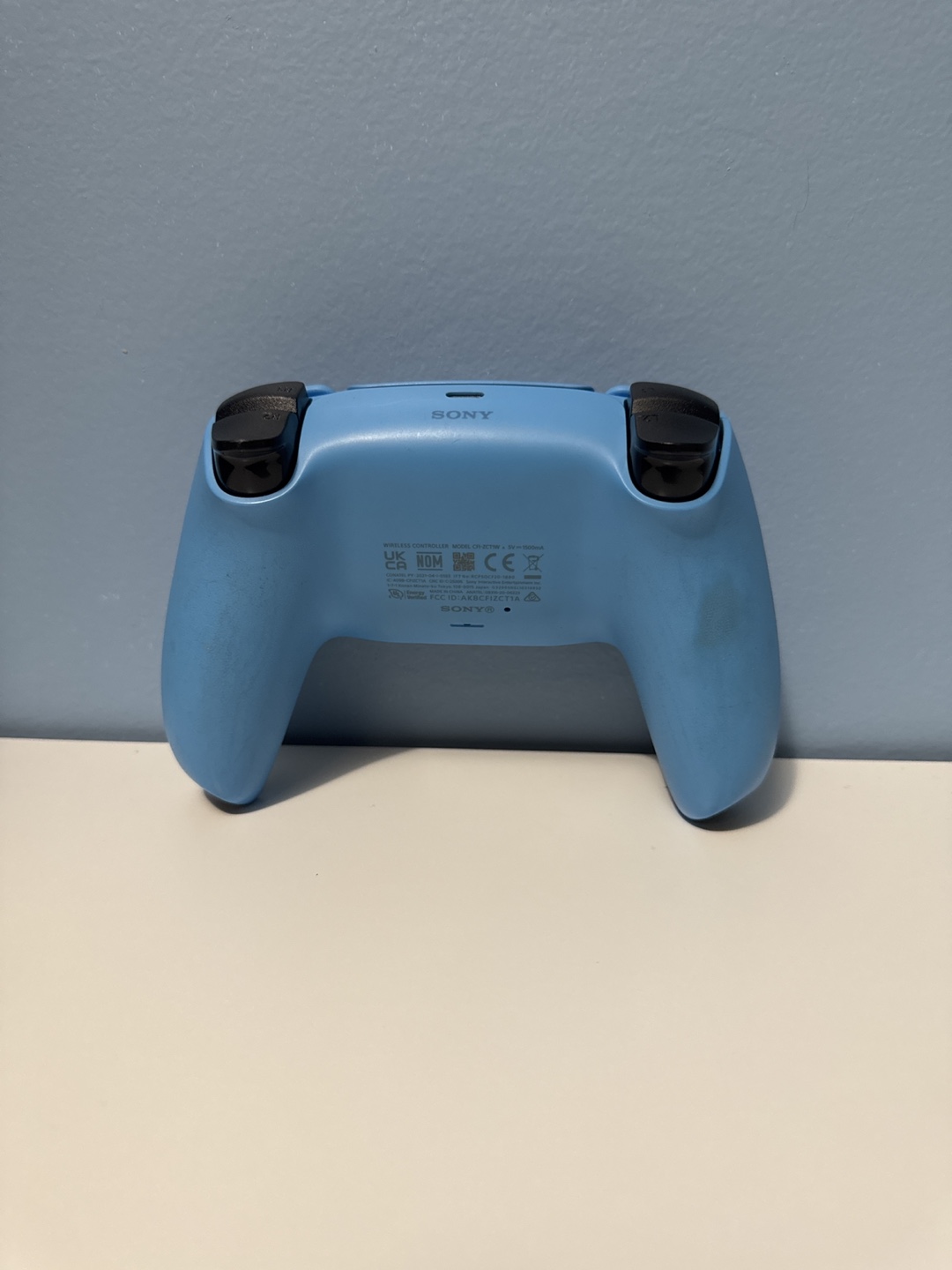 PS5 controller - photo 2