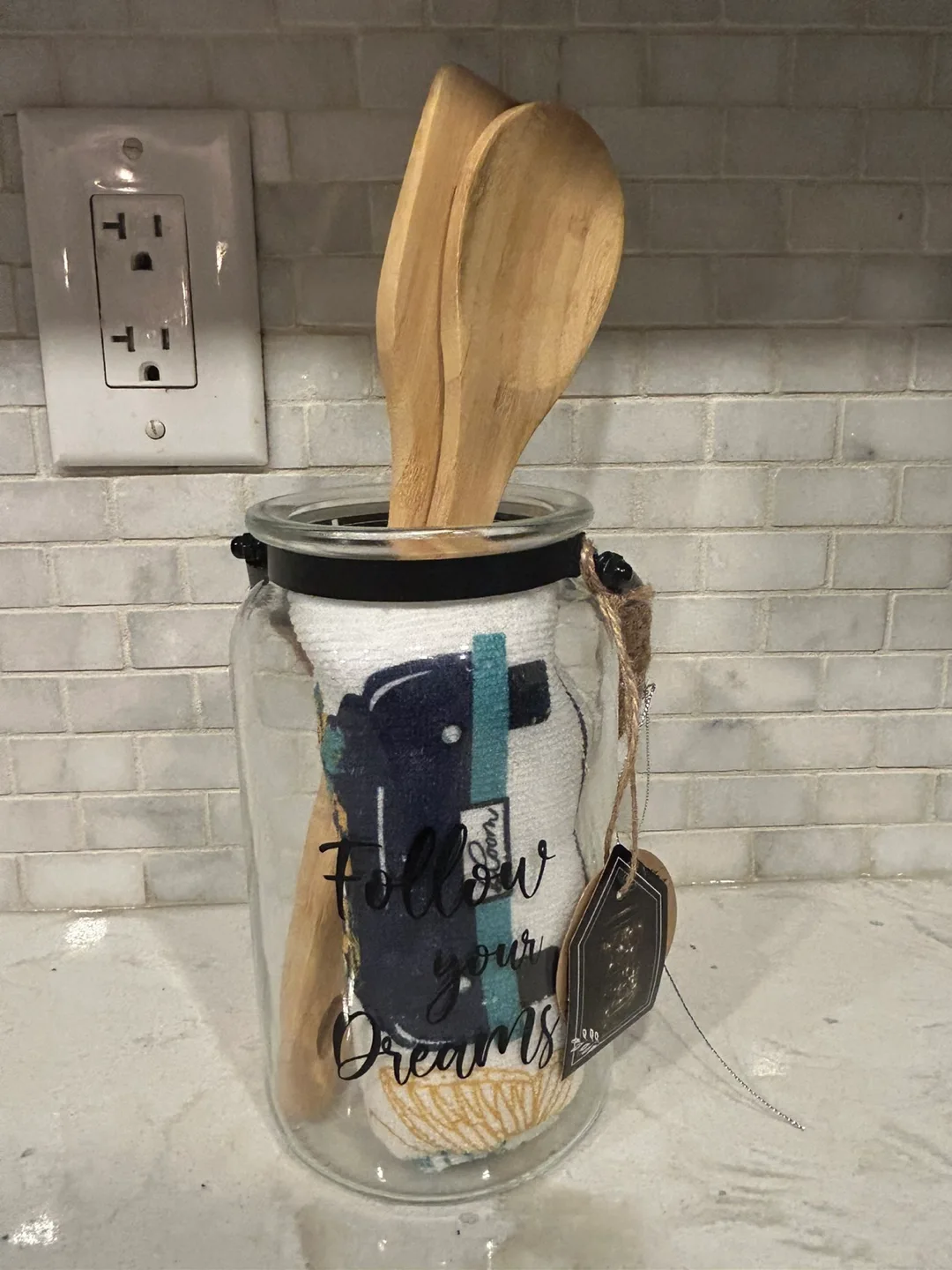 Kitchen Bundle: Glass Jar, Tea Towel & Wooden Utensils image indicator(6)