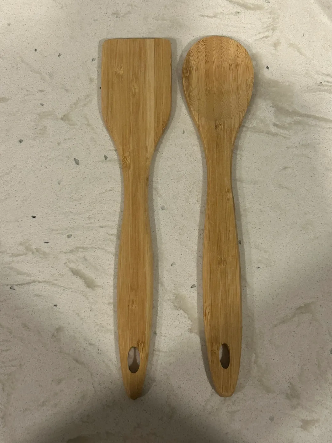 Kitchen Bundle: Glass Jar, Tea Towel & Wooden Utensils image indicator(3)