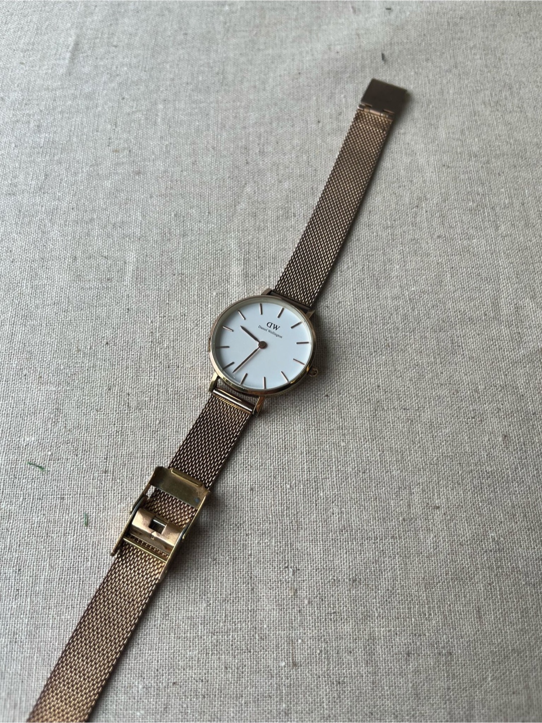 Daniel Wellington Classic Petite Rose Gold Mesh Watch - photo 3