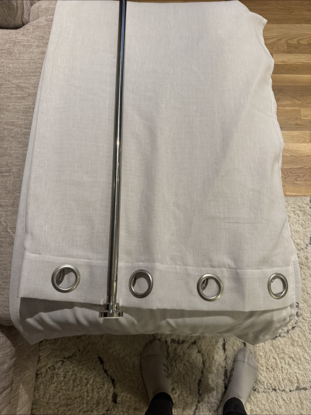 H.VERSAILTEX White Linen Grommet Curtains 52x84 2-Pack - photo 2