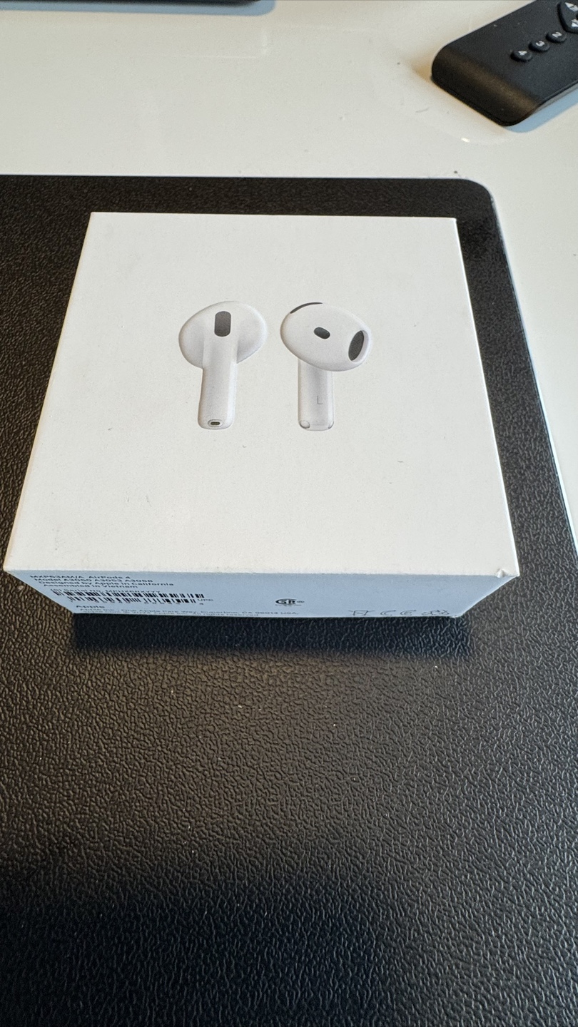 Apple AirPods 4th Generation