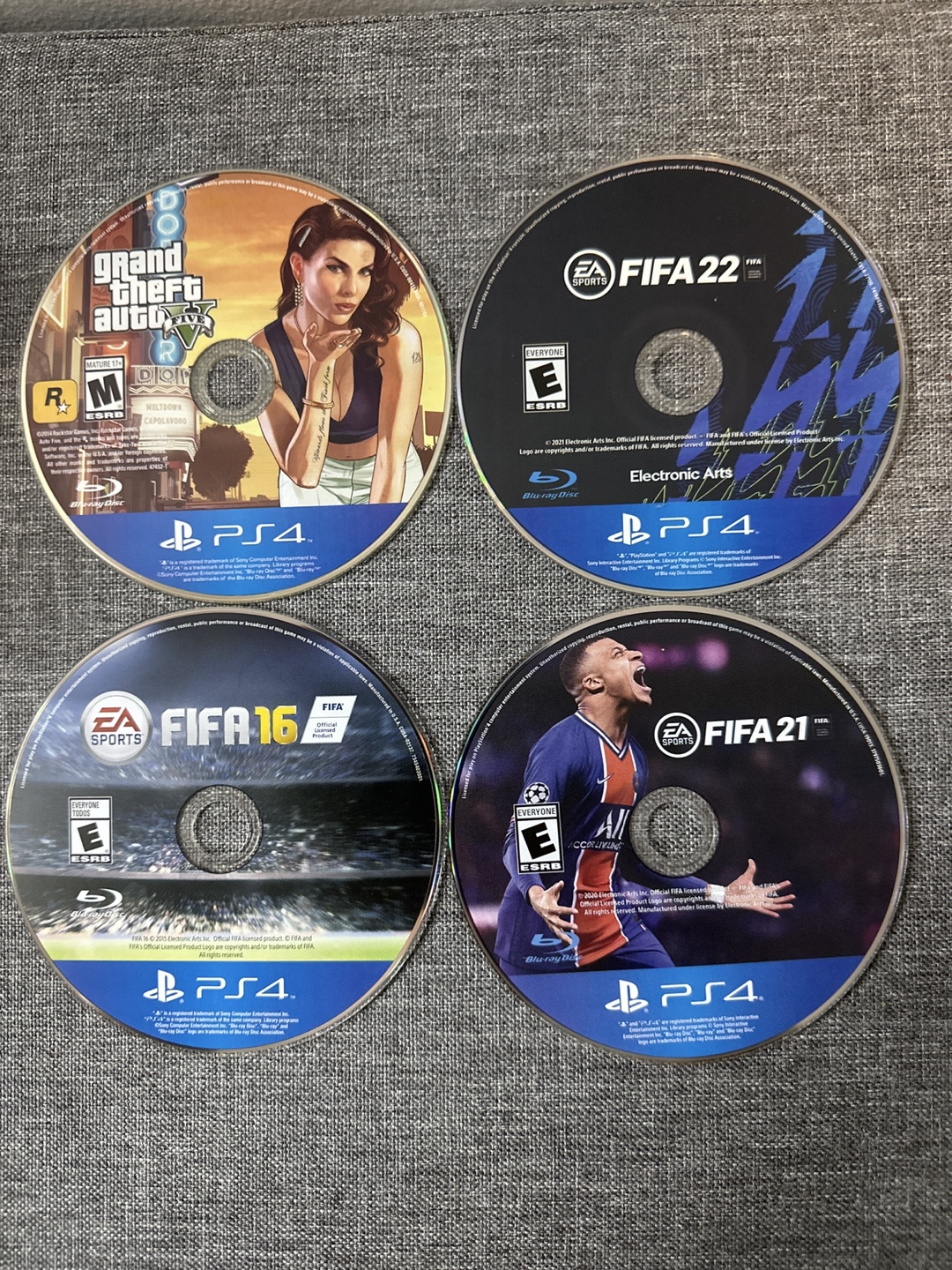 PS4 Games - Grand Theft Auto V, FIFA 16, FIFA 21, FIFA 22