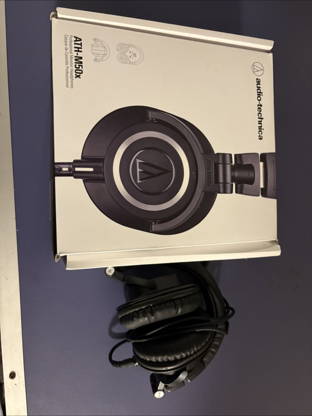 Audio-Technica ATH-M50x Professional Monitor Headphones