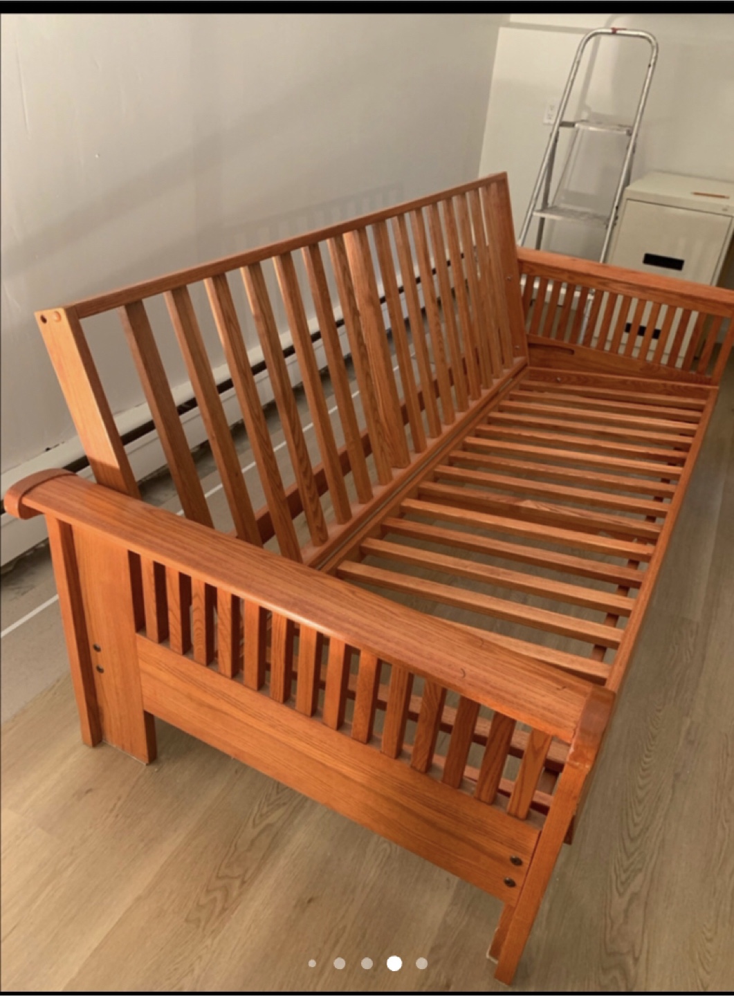Excellent condition Solid Wood Futon - photo 4