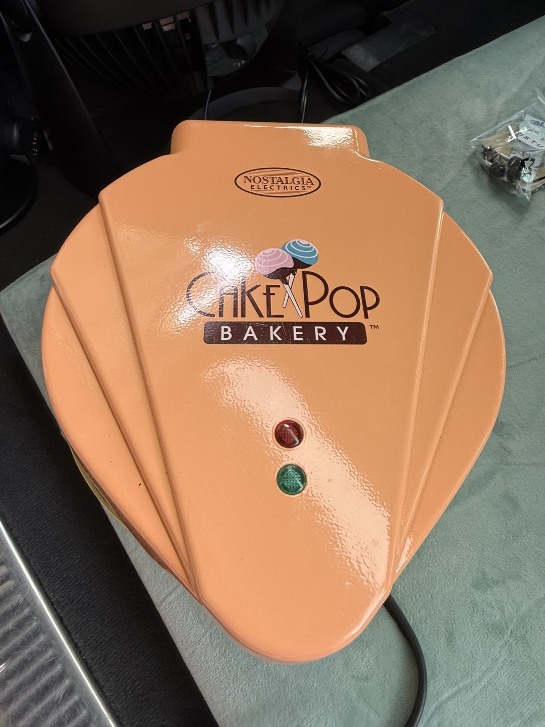 Nostalgia Electrics Cake Pop Bakery Maker - photo 2