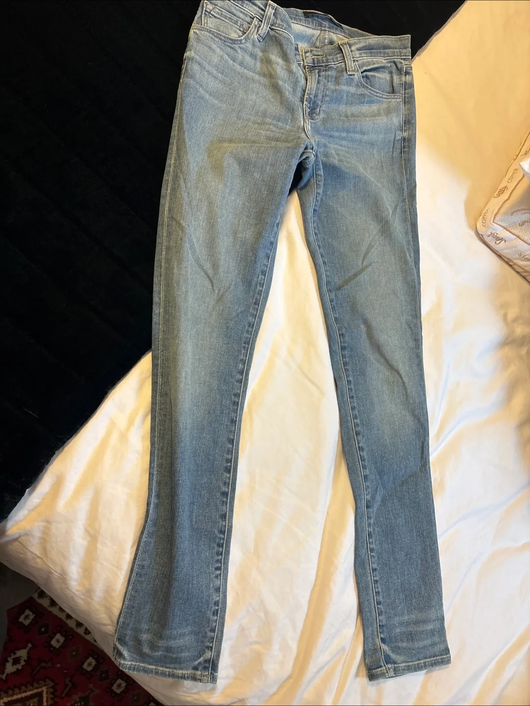 J Brand Mid Rise Skinny Jeans Size 30 thumbnail