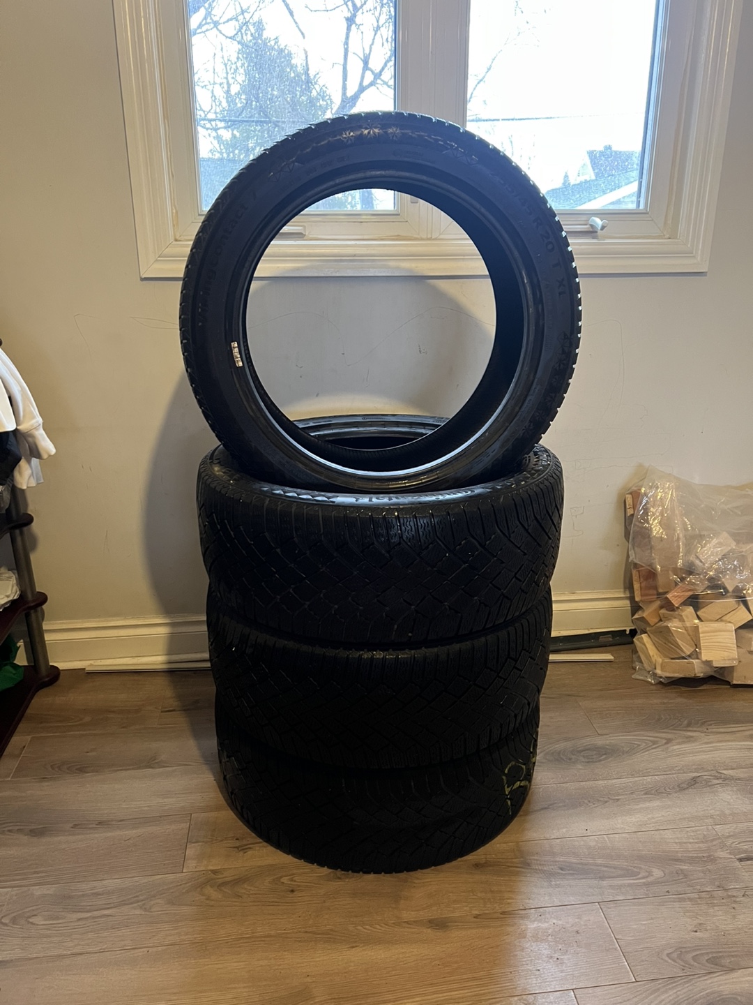 4 Continental VikingContact 7 Winter Tires - 255/45 R20