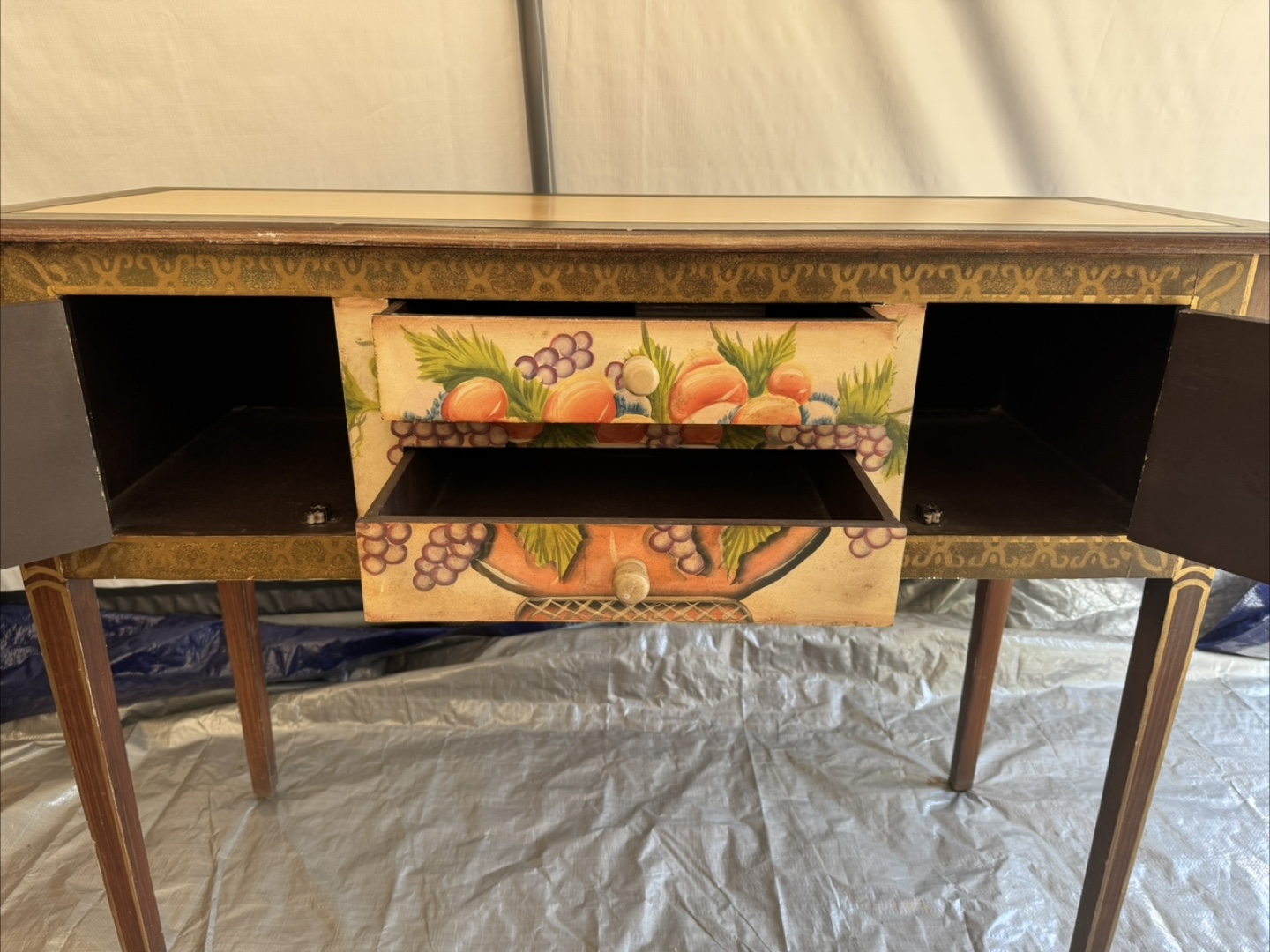 Fruit Styled Console Table - photo 4