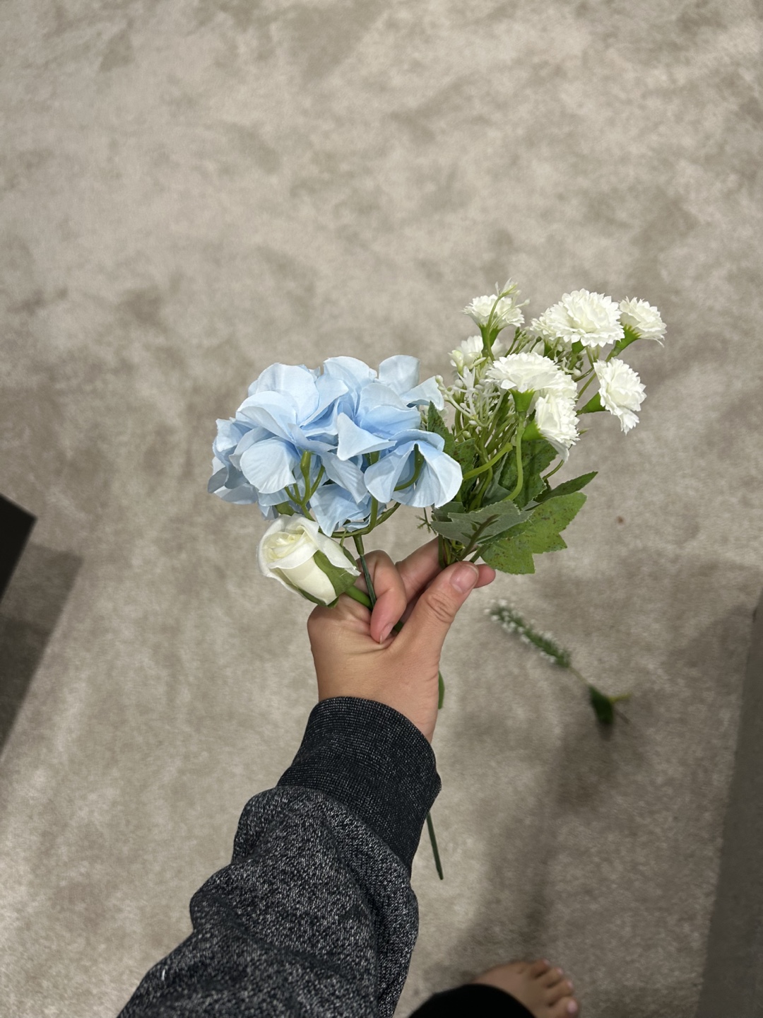 Free Assorted Artificial Flowers - Wedding Decor - photo 5