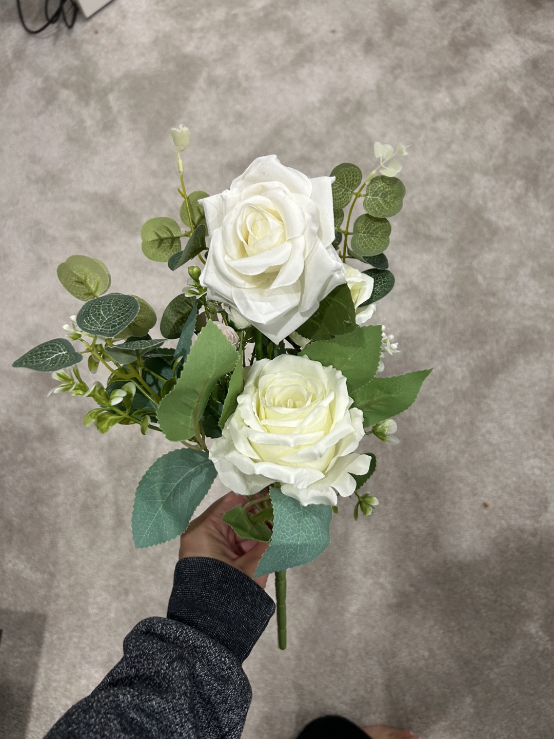 Free Assorted Artificial Flowers - Wedding Decor - photo 2