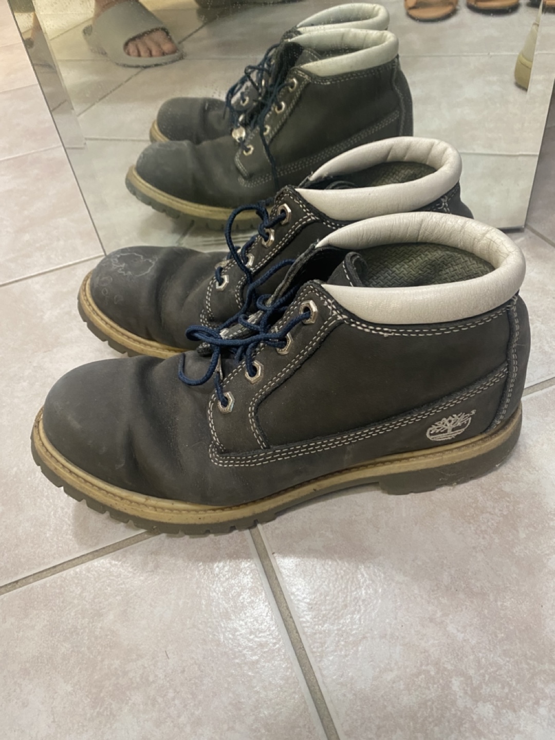 Timberland Women's Dark Gray/Blue Leather Boots Size 7.5 - photo 2