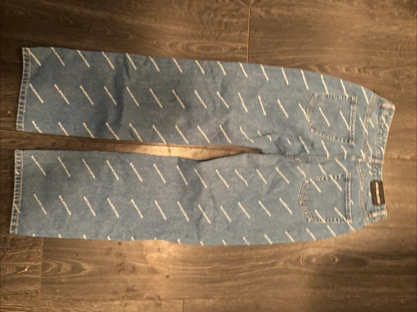 Women’s Balenciaga Jeans Size 27 image indicator(7)