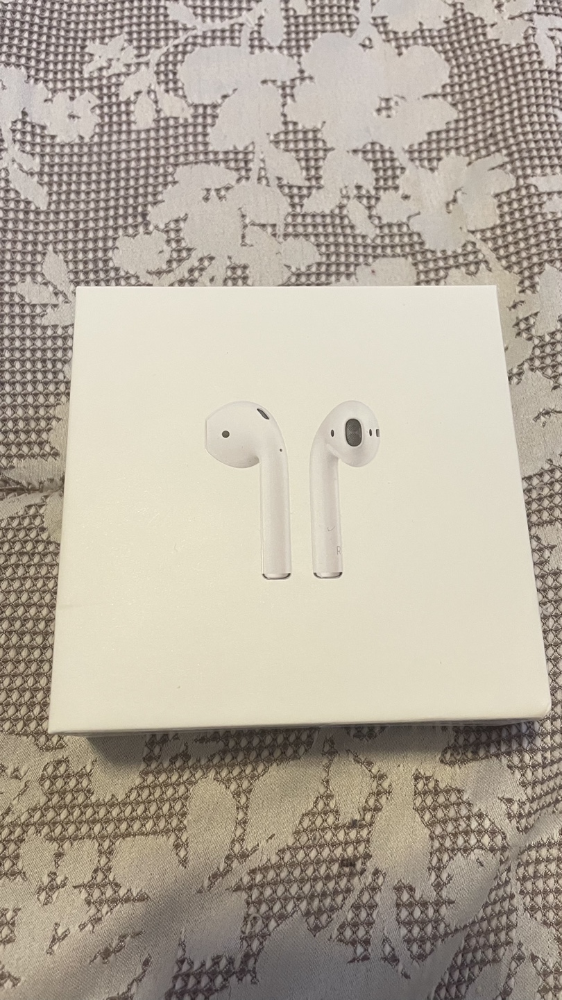 Apple AirPods with Wireless Charging Case - New in Box