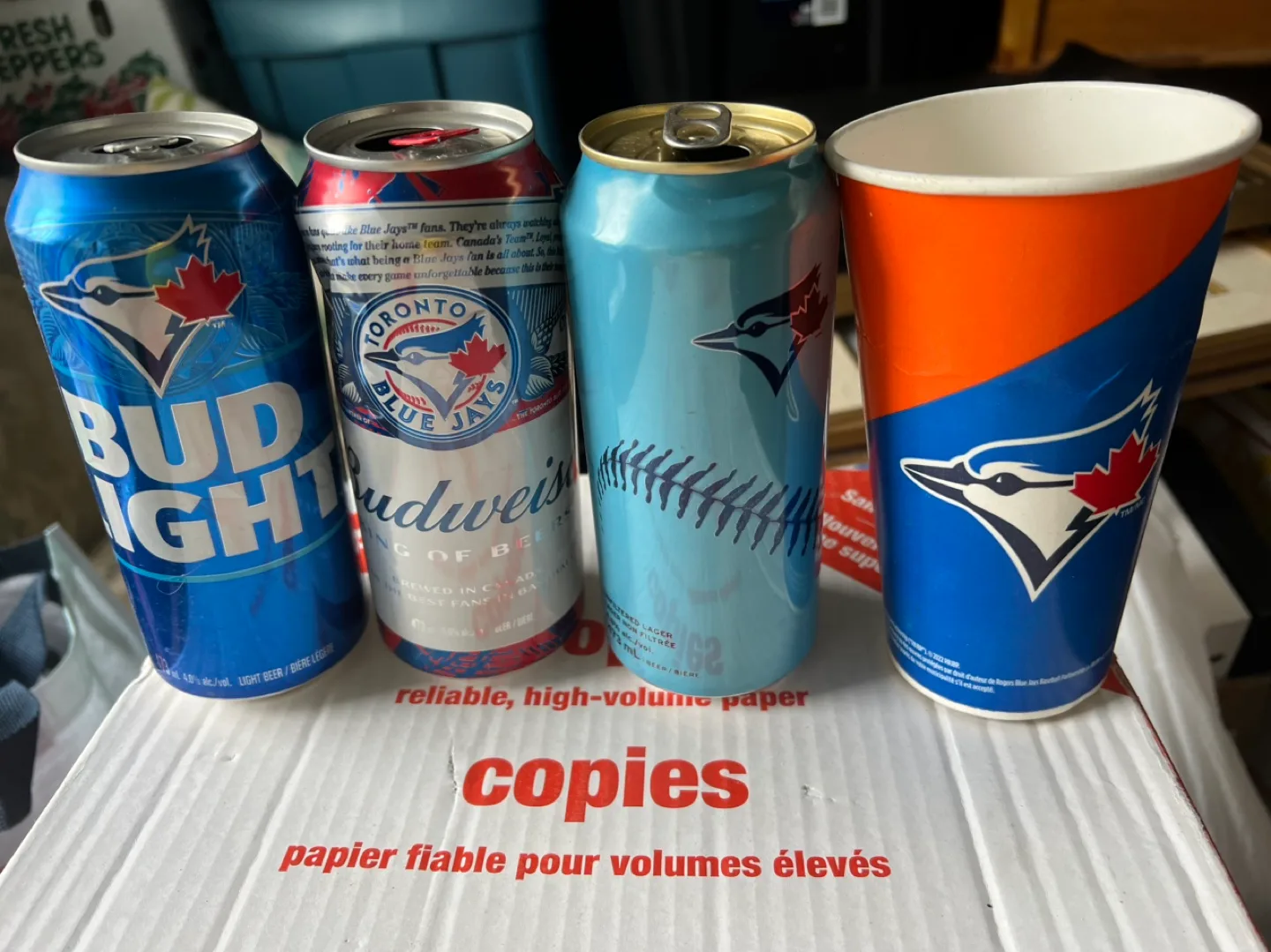 Toronto Blue Jays Budweiser & Bud Light Cans and Cup thumbnail