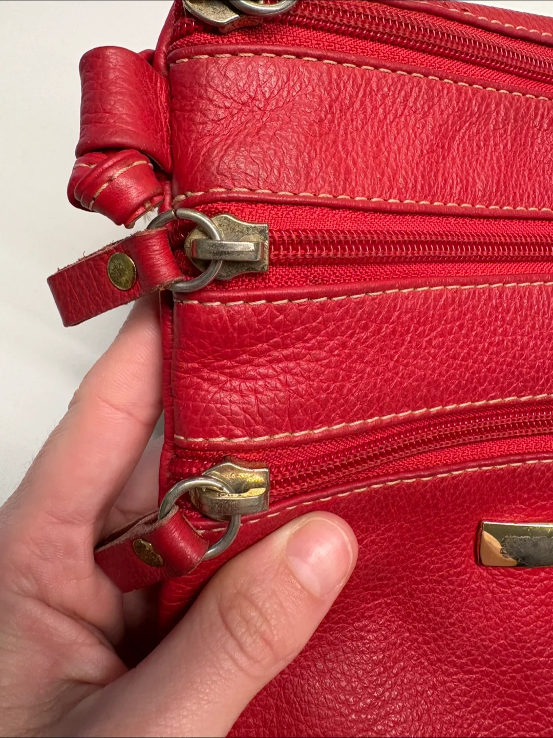 Red genuine Leather Crossbody Bag image indicator(4)