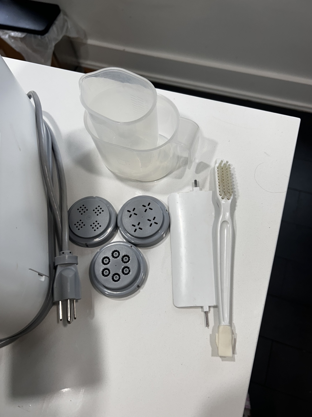 Philips Pasta Maker with Attachments - photo 3