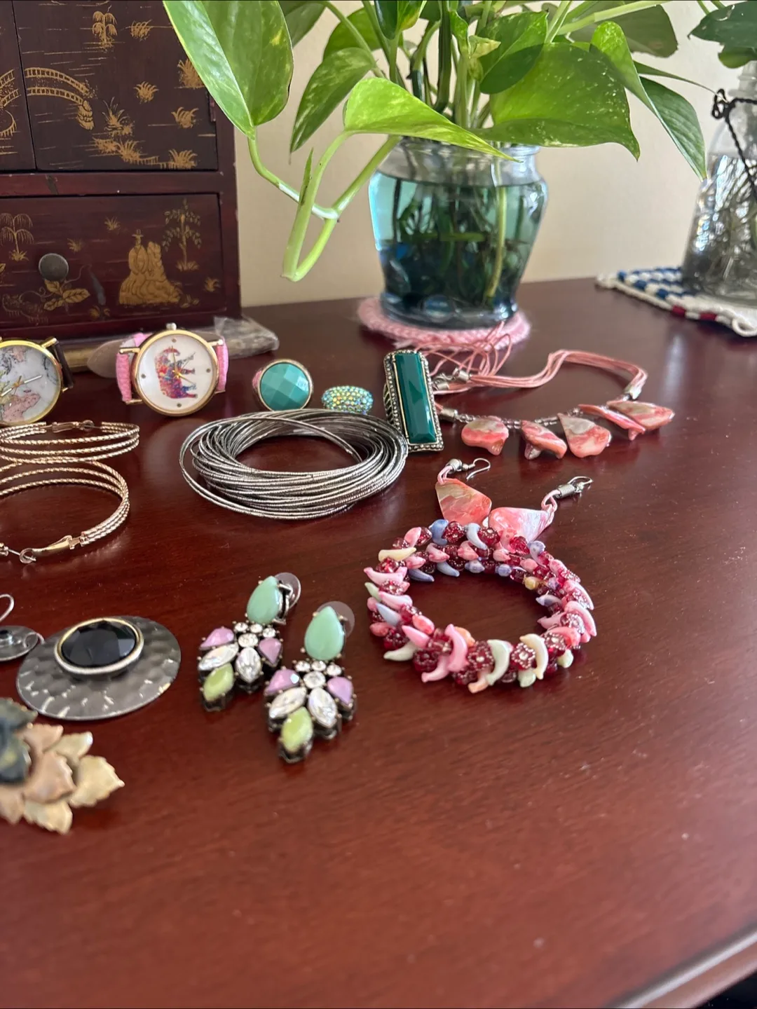 Last Jewelry Bundle:Bracelets, Earrings, Rings & Watches image indicator(3)