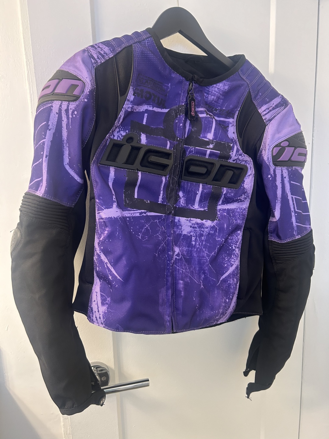 Icon Women's Small Motorcycle Jacket