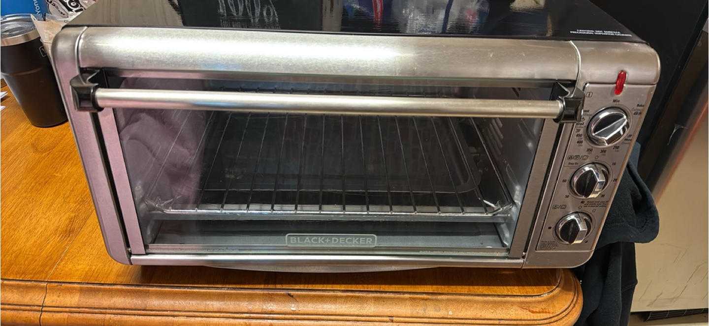 Black + Decker 6-Slice Toaster Oven - photo 2