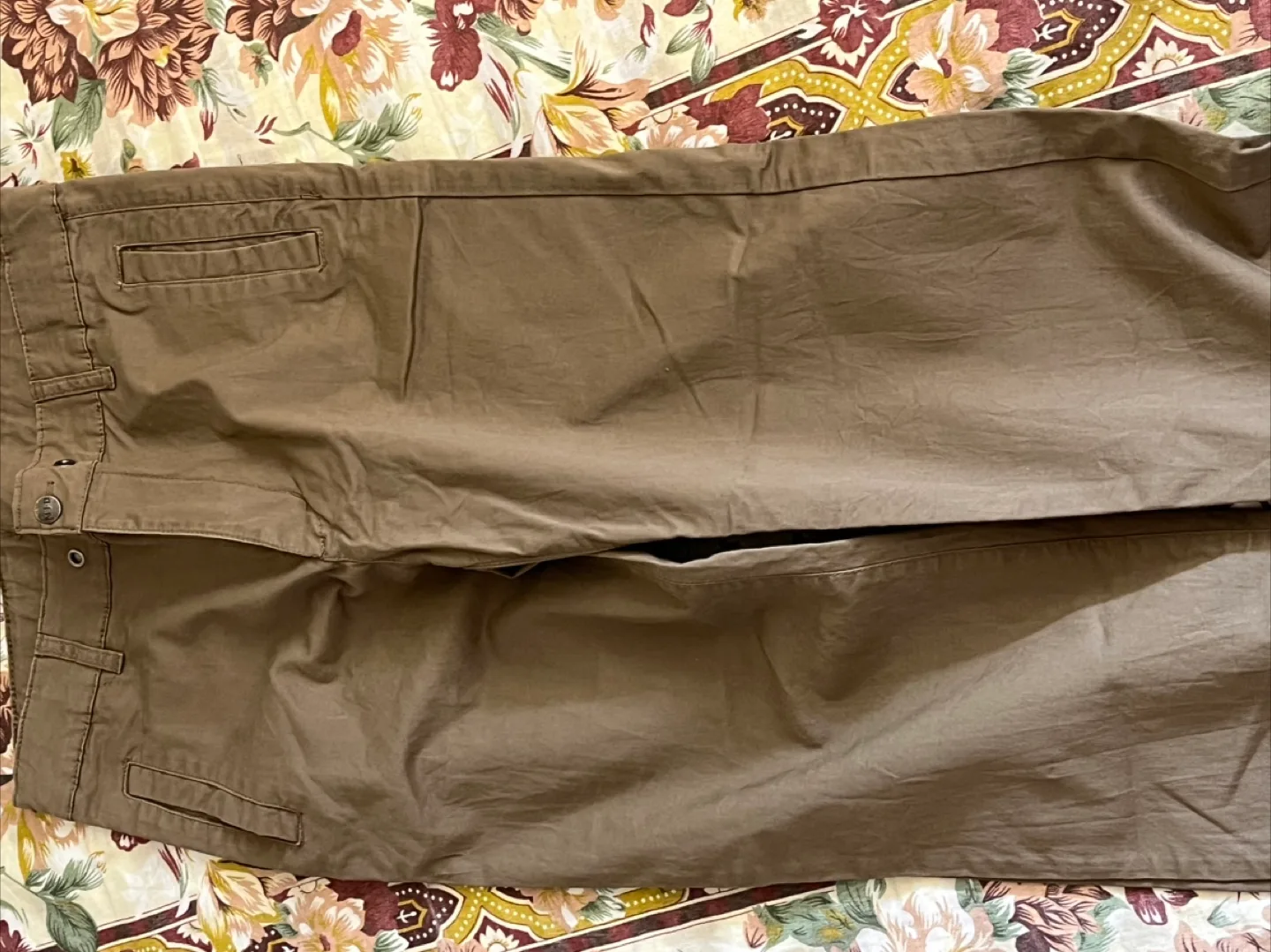 4 Bundle of pants - George, Old Navy & M.I.D thumbnail