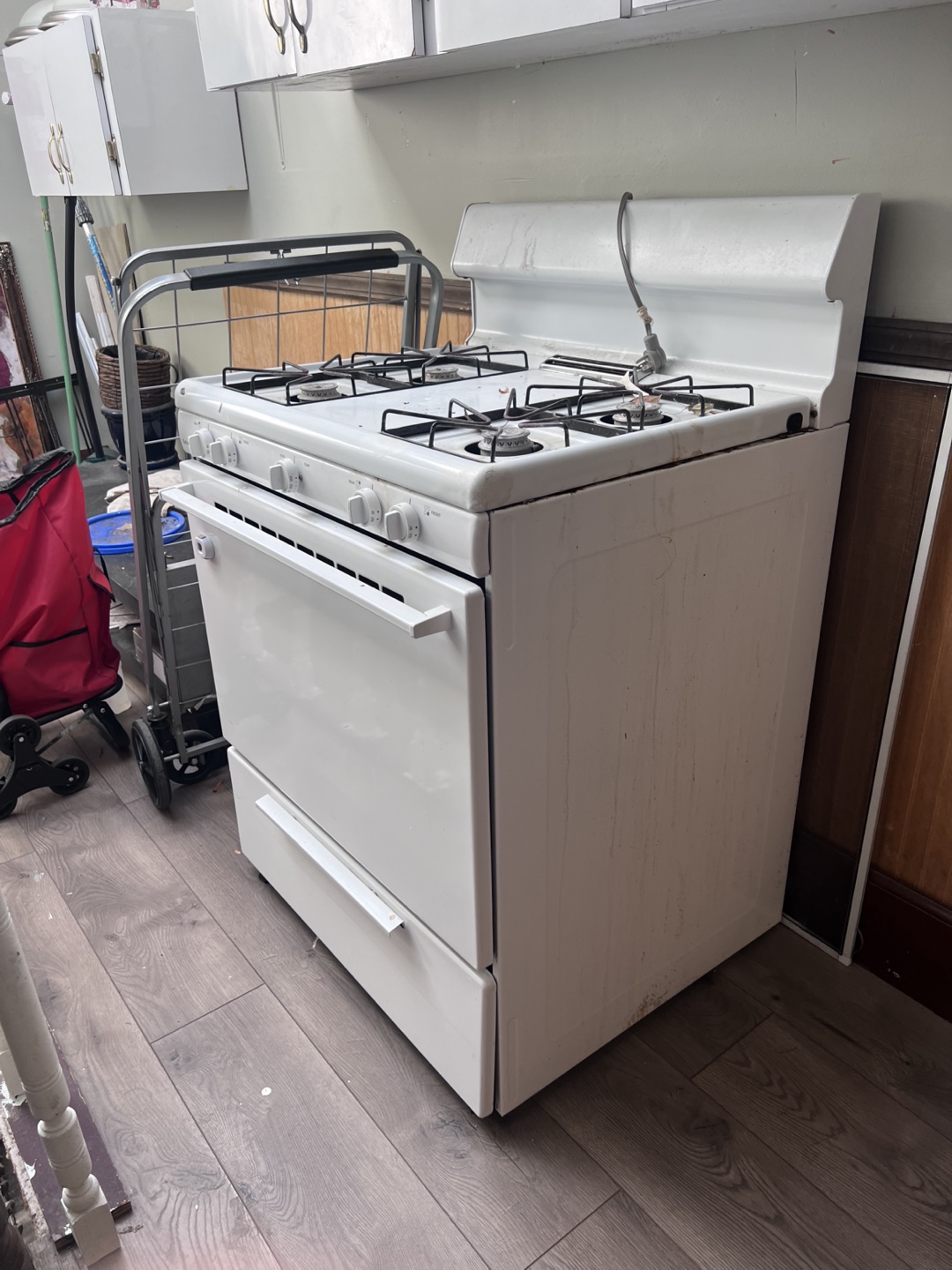 Used Galaxy White Gas Range