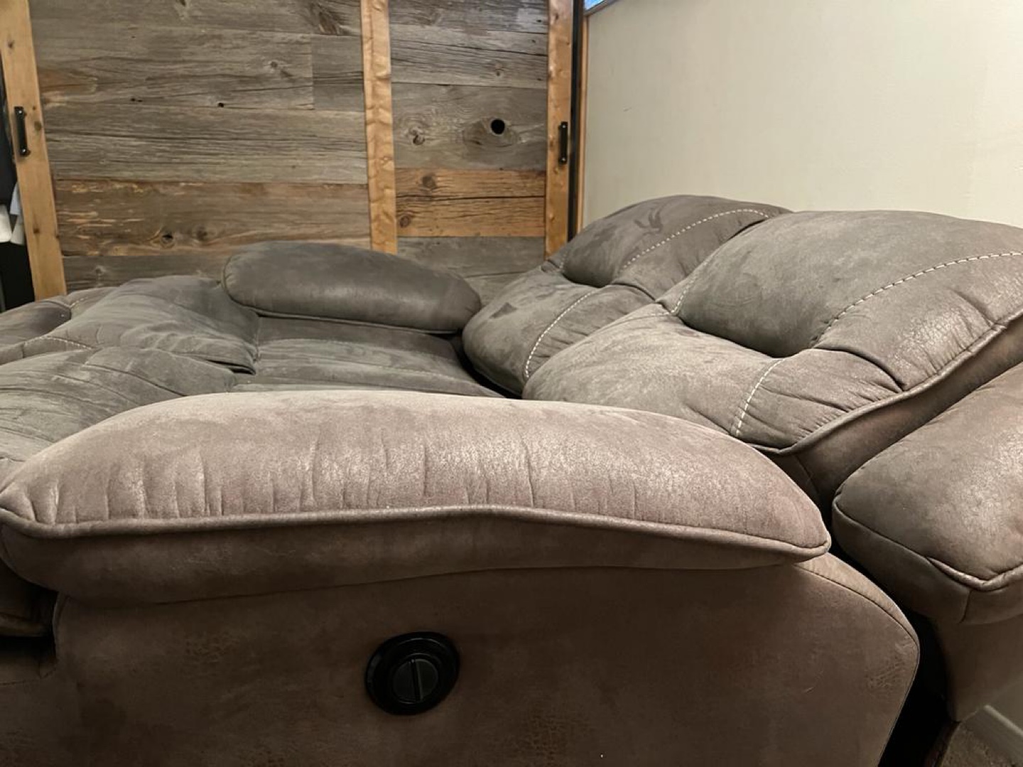 Reclining Loveseat - Dark Grey Fabric - photo 5