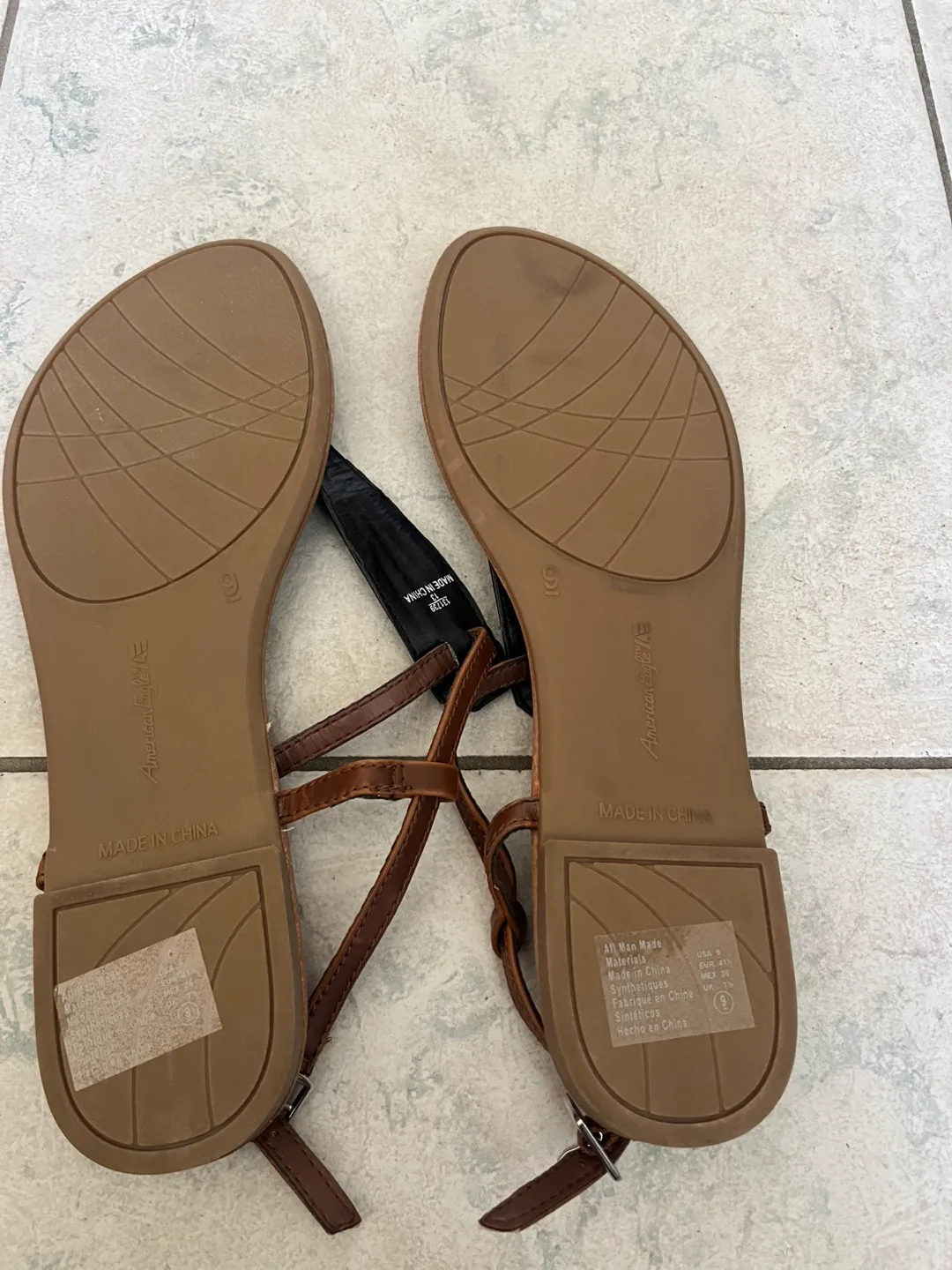 American Eagle Brown Leather Sandals - Size 9 image indicator(2)