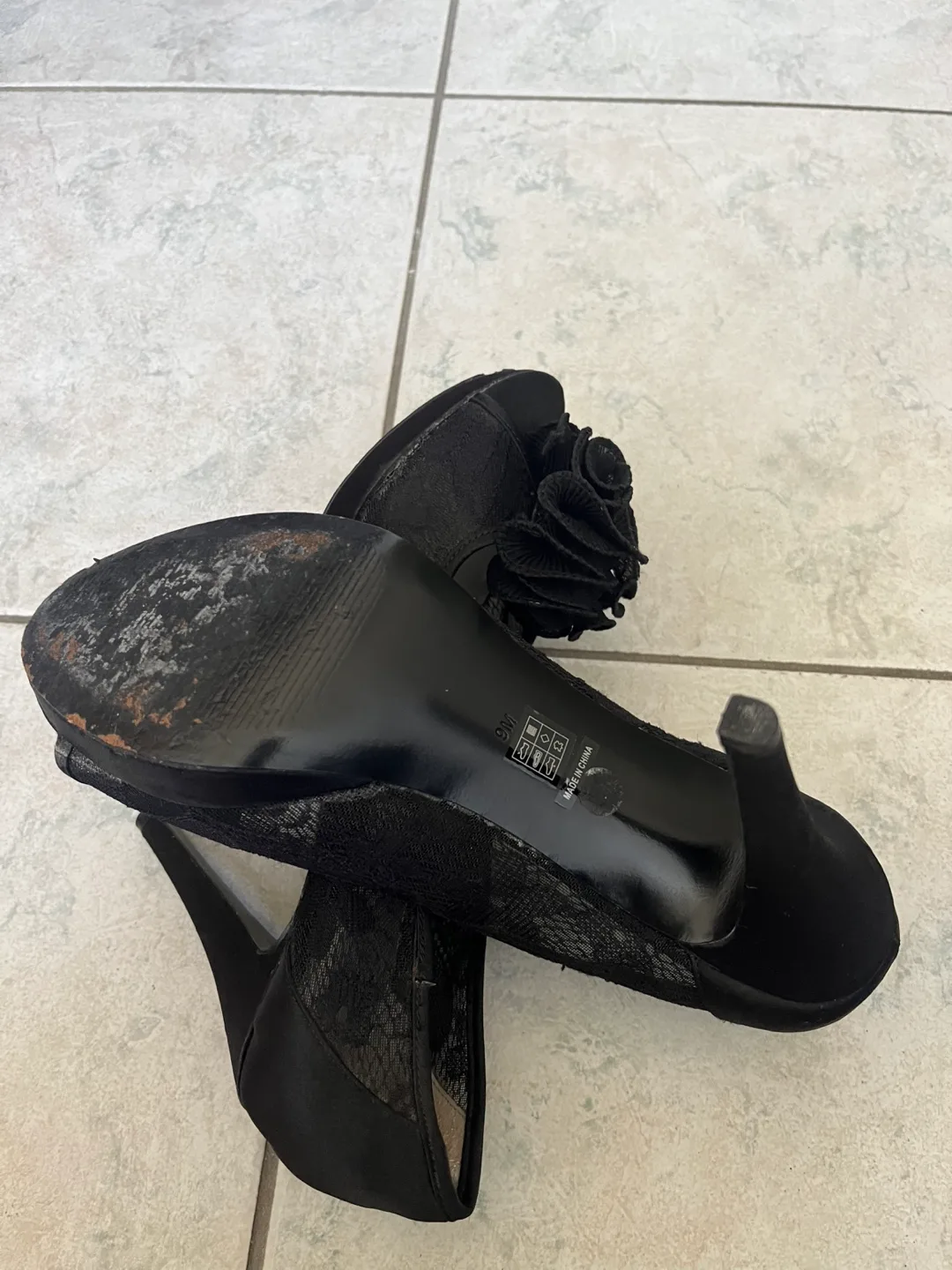 Marinellia Black Lace Heels image indicator(3)