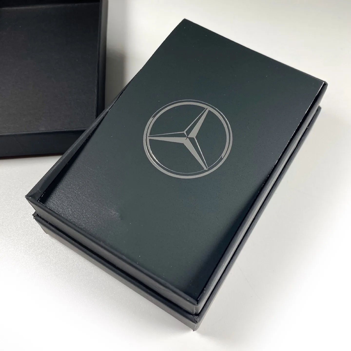 2018 Mercedes-Benz Shifter Knob Wine Bottle Stopper image indicator(4)