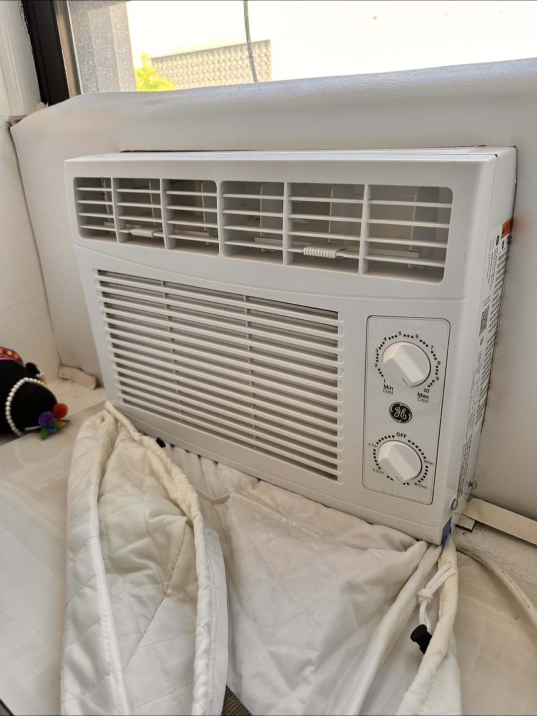 GE Window Air Conditioner - photo 4