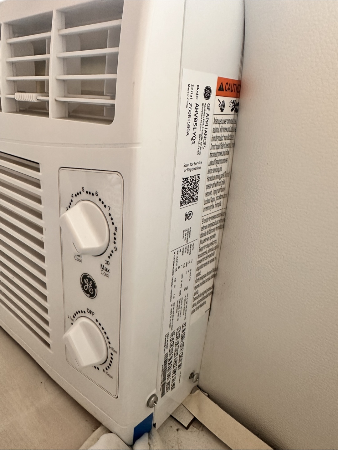 GE Window Air Conditioner - photo 3