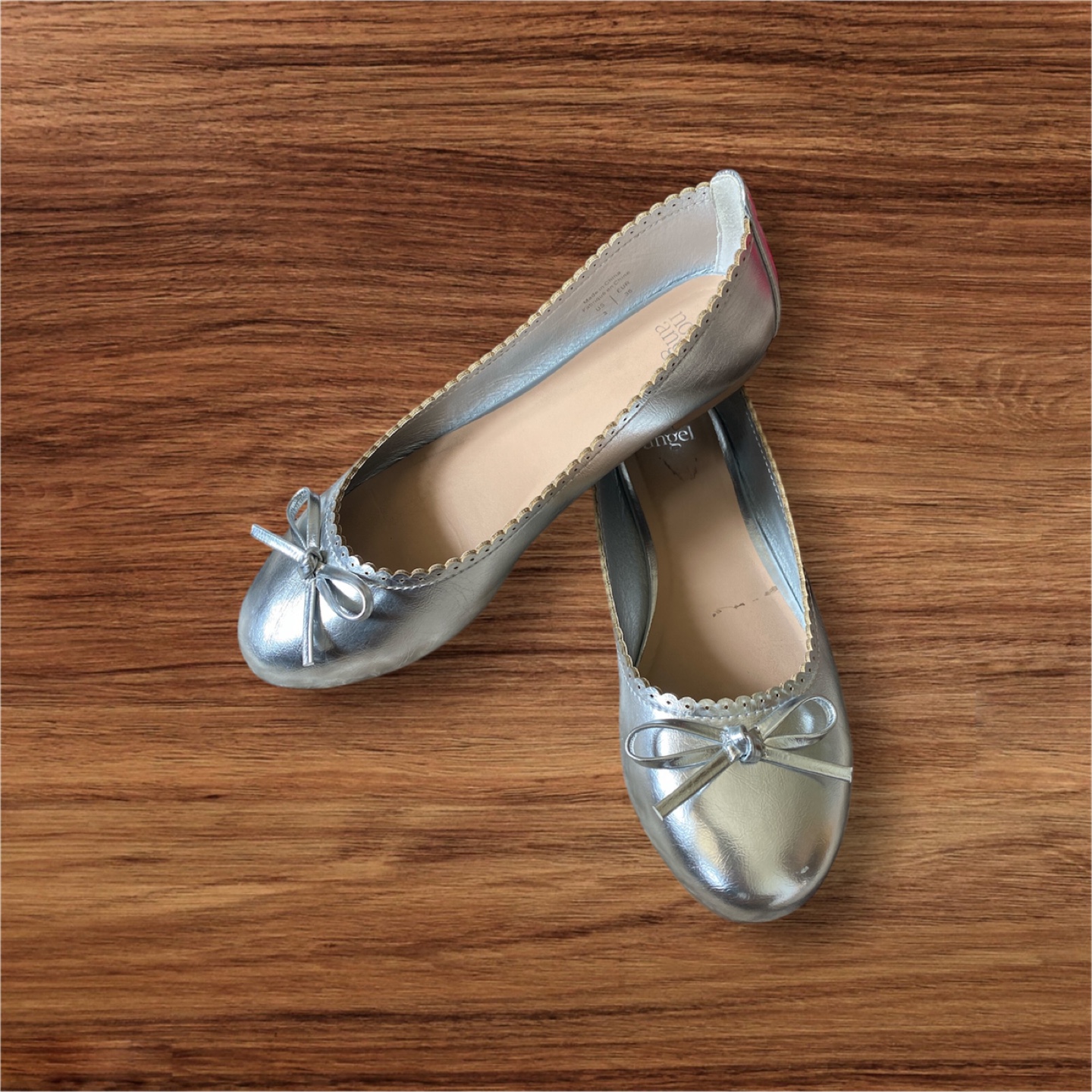 No Angel Girls Silver Flats Size US 4 EUR 36 - photo 2