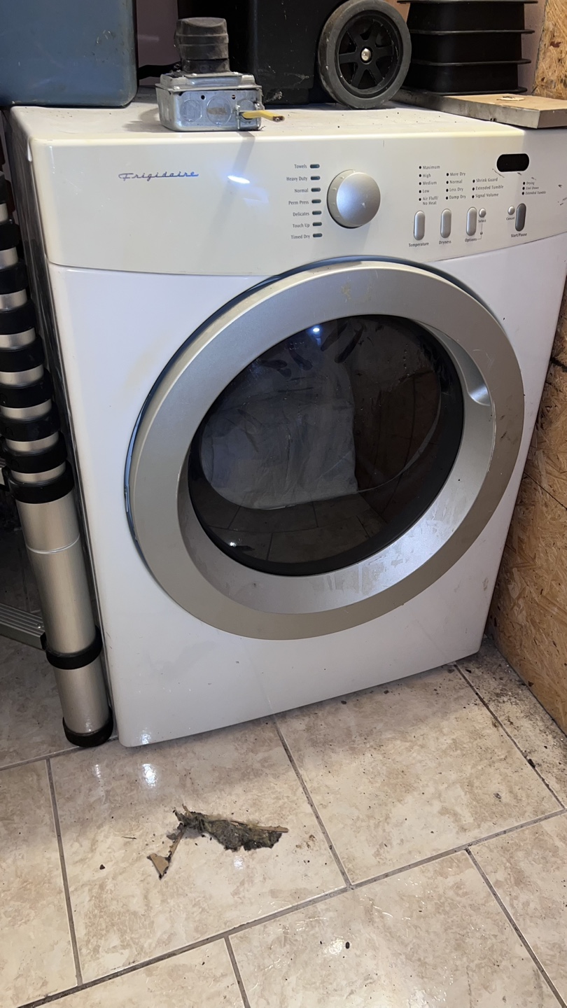 Convo Frigidaire Electric Dryer washing machine- Used - photo 5