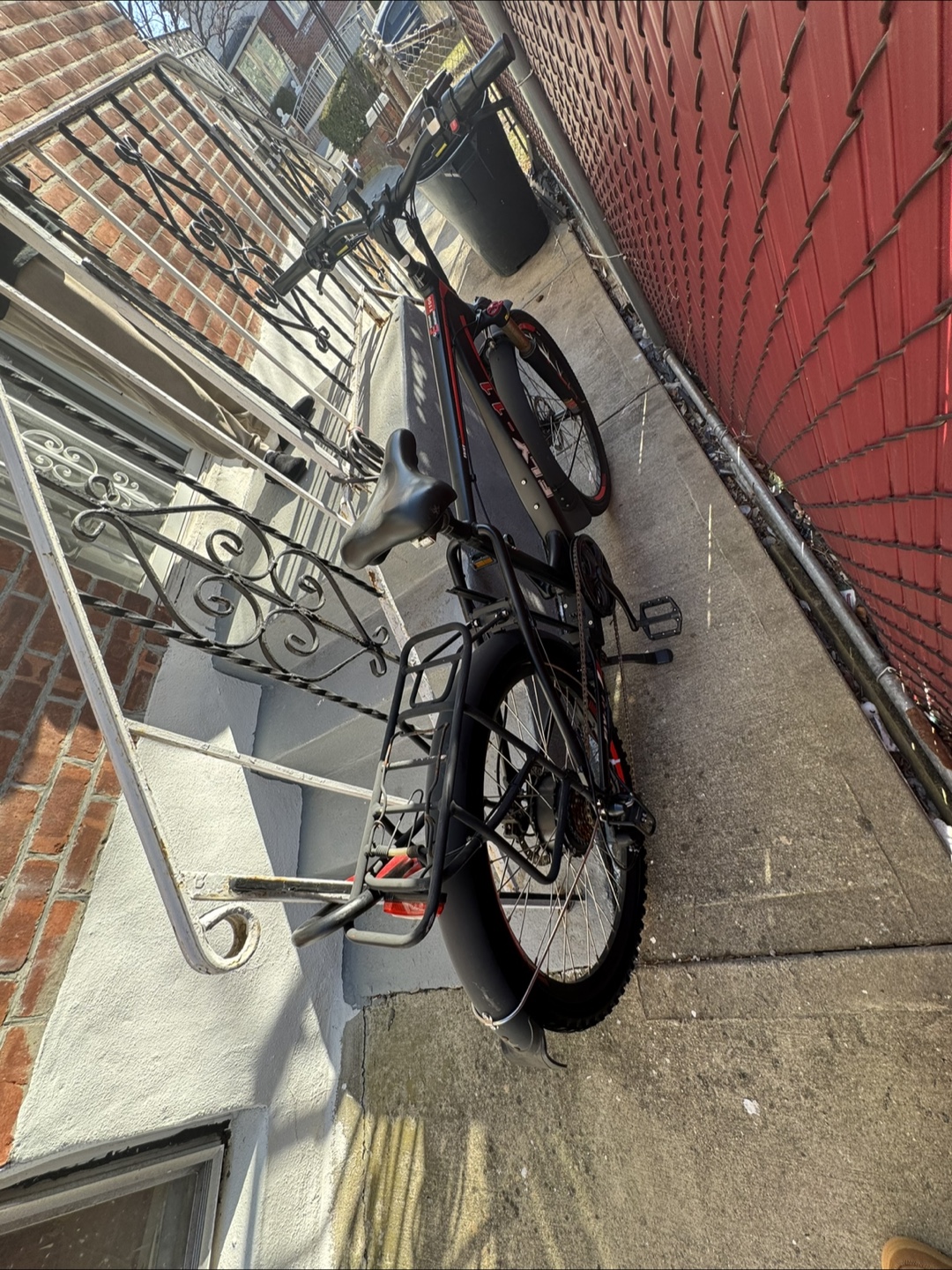E-FLY 11 Electric Bicycle With Battery and lock - photo 5