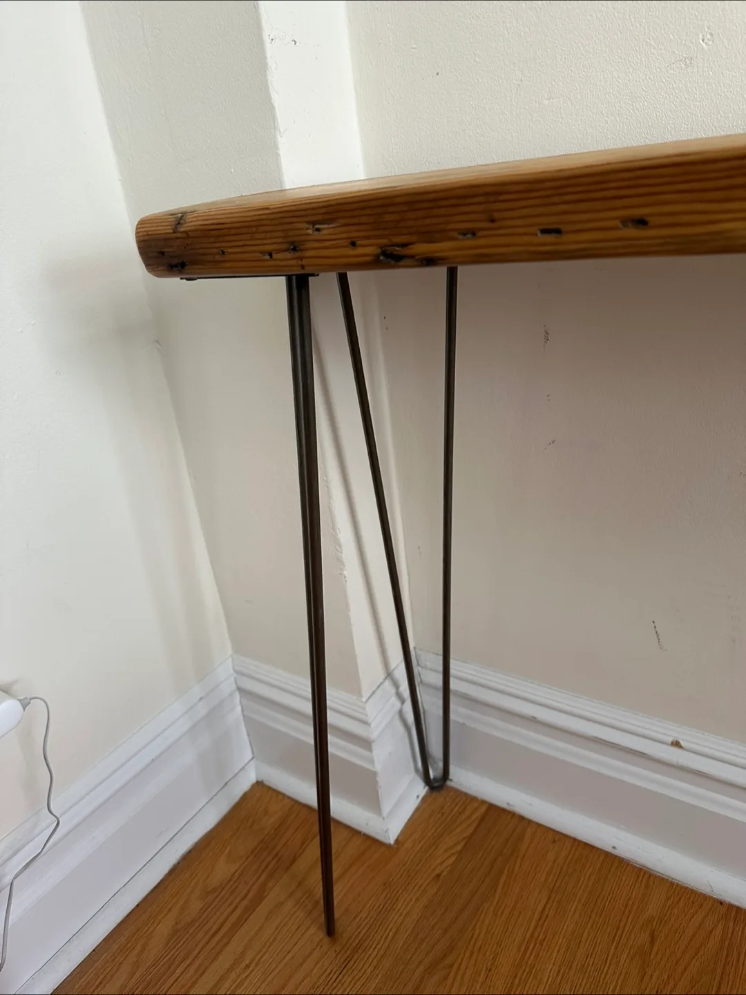 Rustic Reclaimed Wood Console Table with Hairpin Legs image indicator(3)
