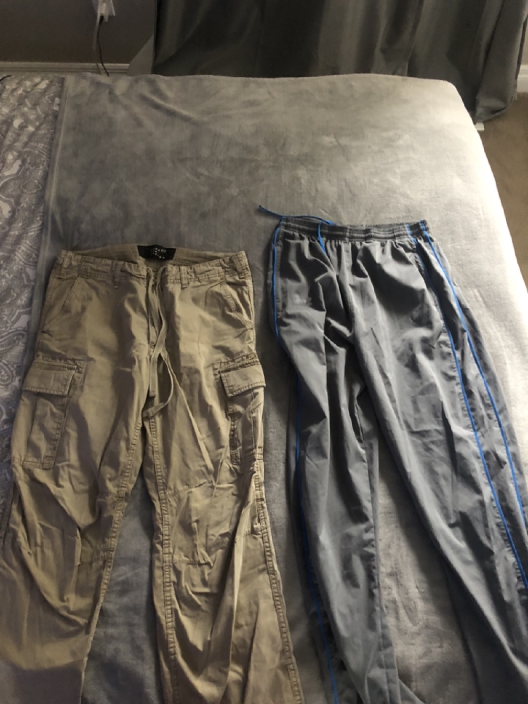 2 pairs of pants
