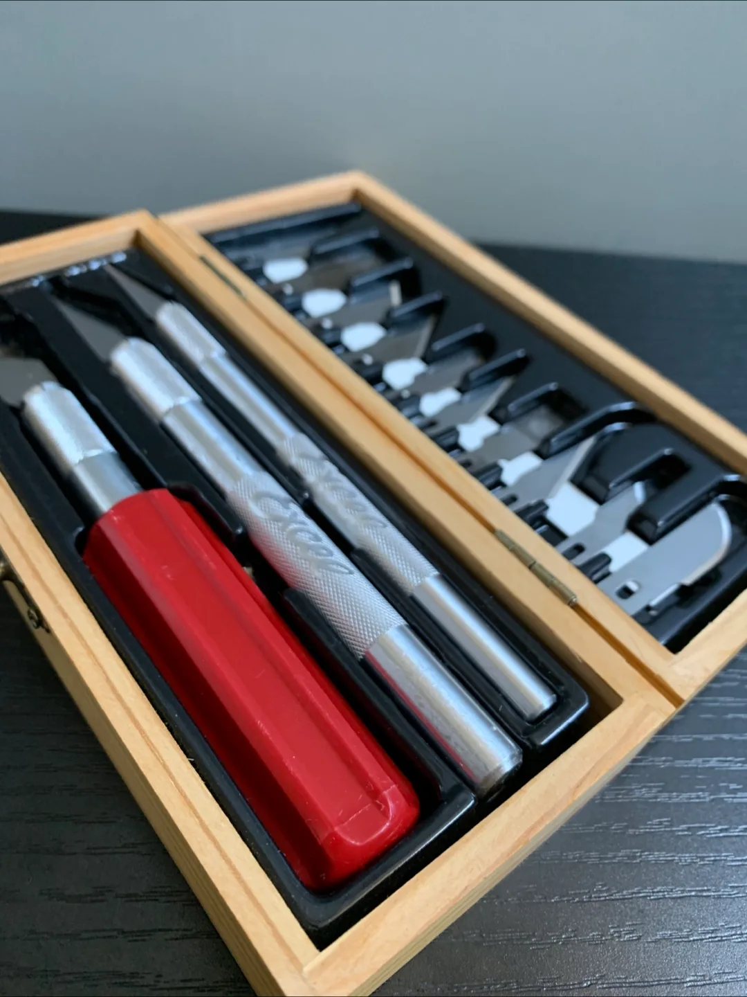Precision Hobby Knife Set with Case image indicator(2)