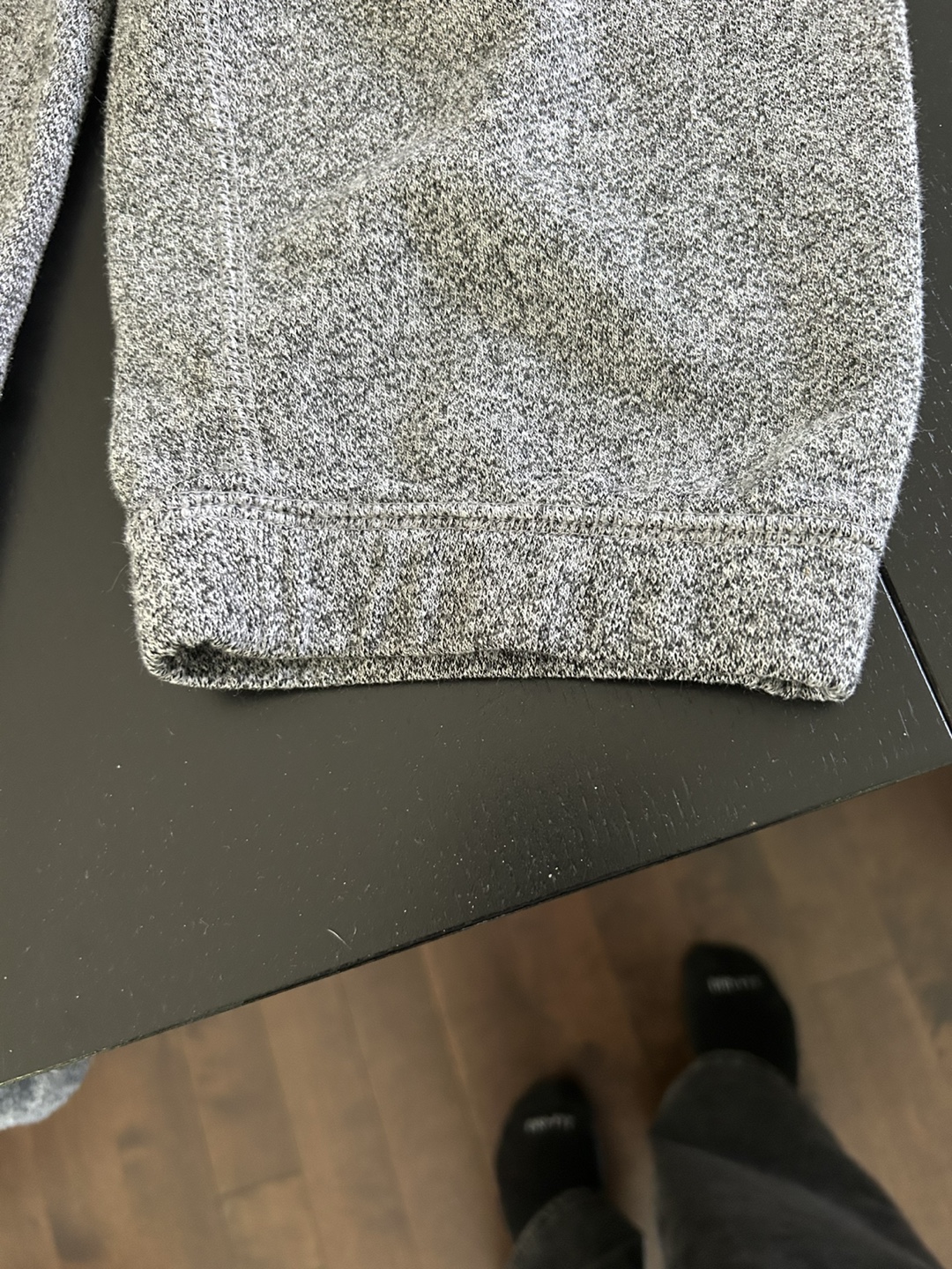 Roots Grey Joggers - Size Large - photo 4