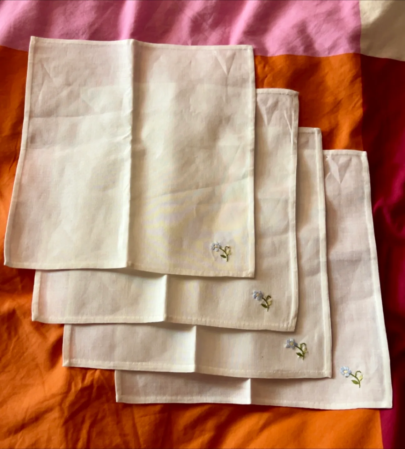 4 Vintage Embroidered Handkerchiefs thumbnail