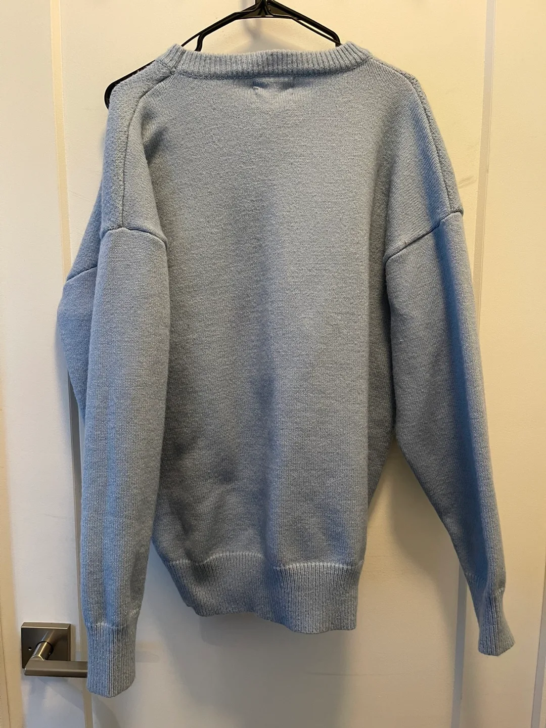 Men’s Large Goose Sweater & Whale Sweater image indicator(4)