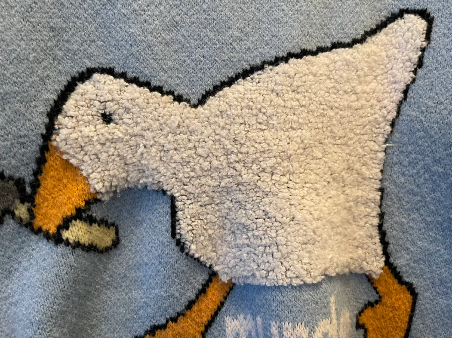 Men’s Large Goose Sweater & Whale Sweater image indicator(3)