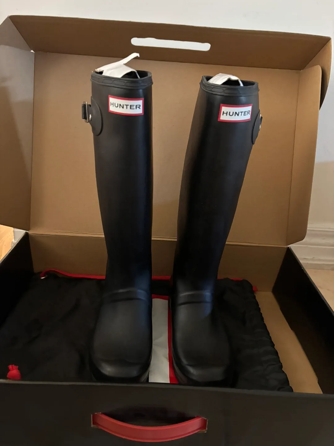 Hunter Original Tall Gloss Black Rain Boots thumbnail